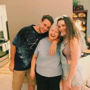 Meet your Posher, Tyler